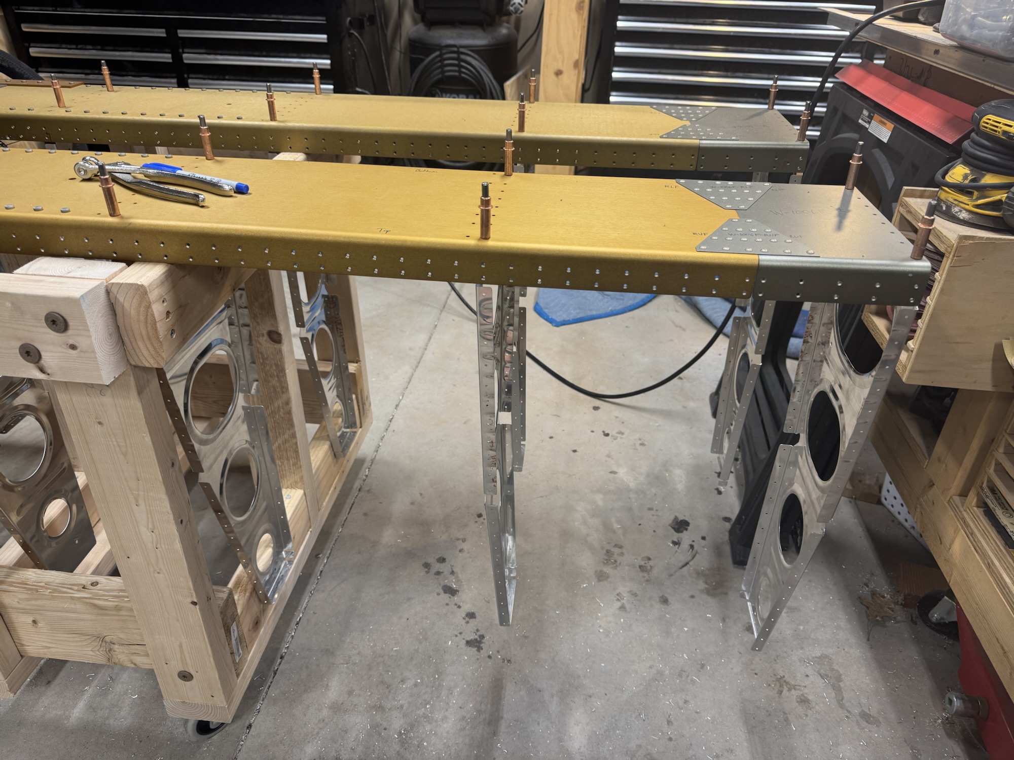 Rib Deburring Complete