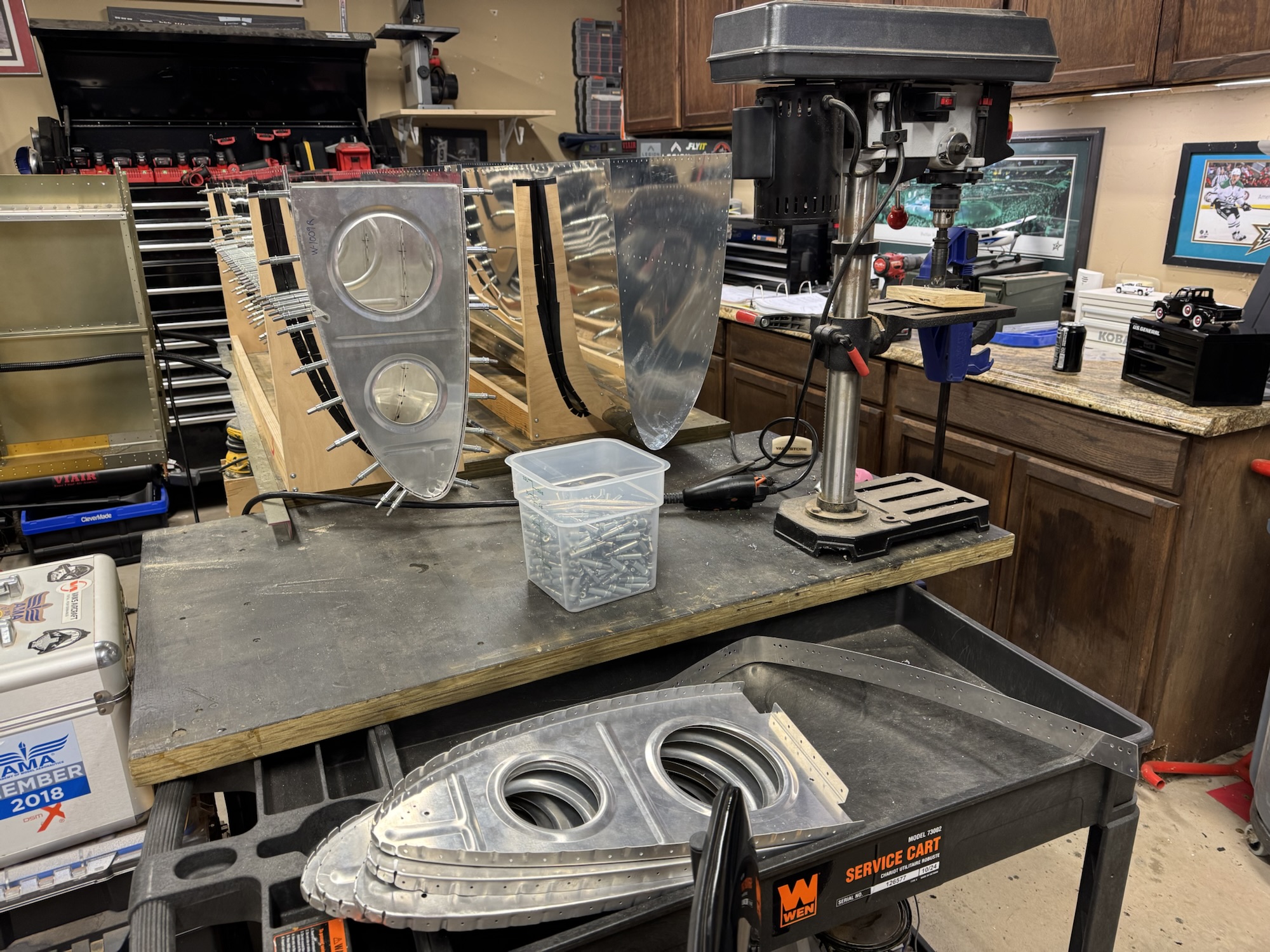 Deburring & Countersinking Right Leading Edge