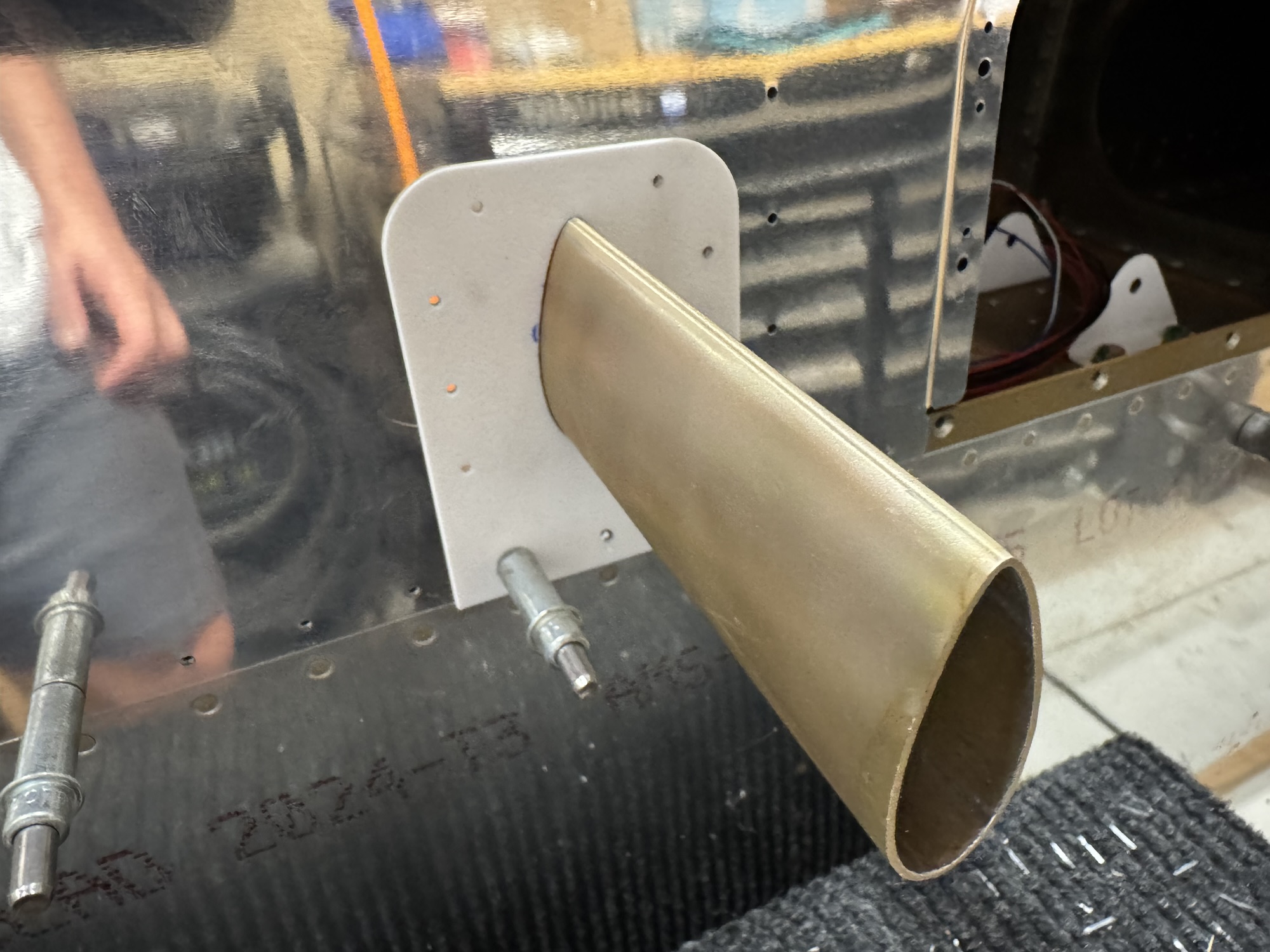 Wing Skins Initial Fitting and Cutting Pitot Tube Hole