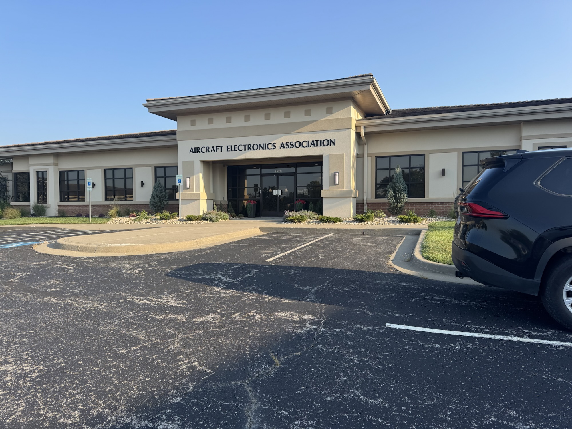 Aircraft Electronics Association – Experimental Avionics Class Day 1